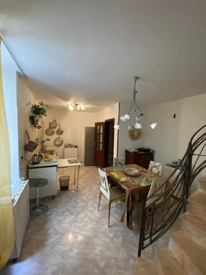 Casa Kamalei, Tra Plebiscito E Lungomare Apartment Naples Exterior photo